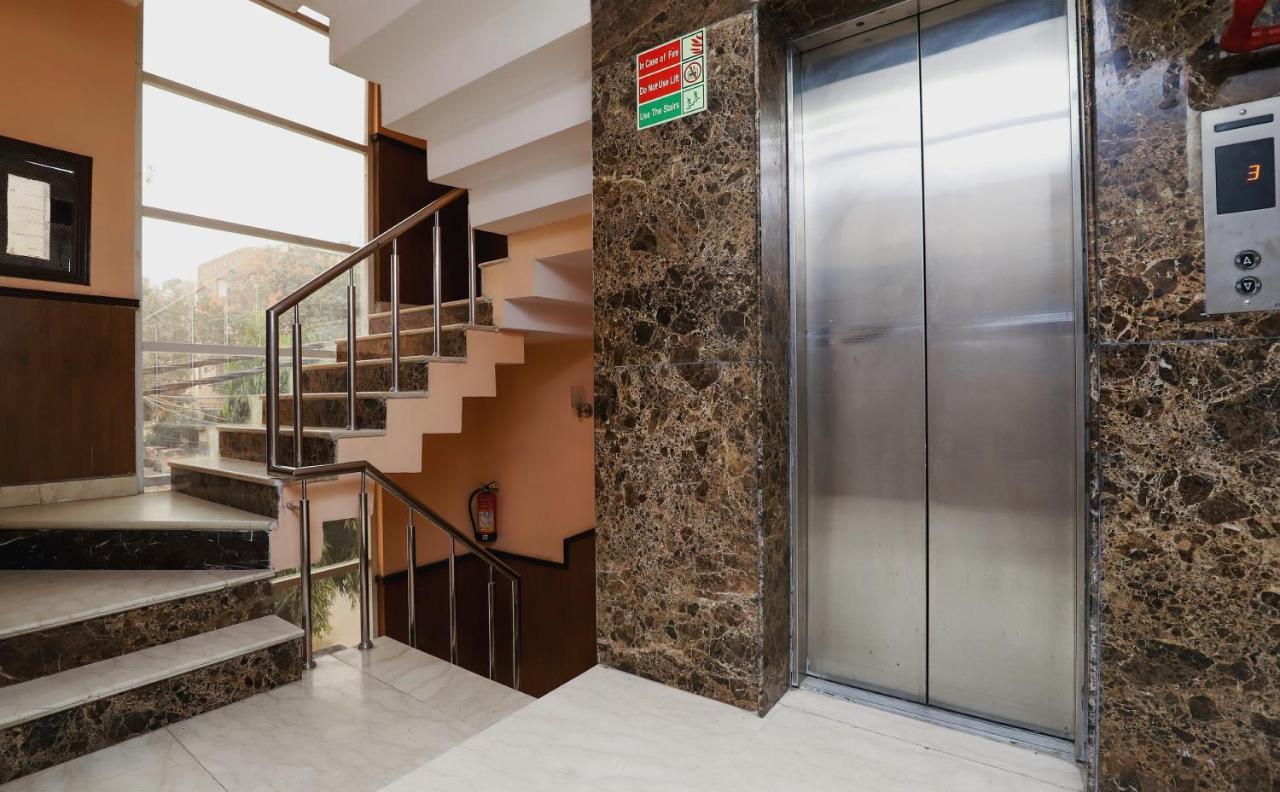 Hotel O J P Inn Near Patel Nagar Metro Station New Delhi Bagian luar foto