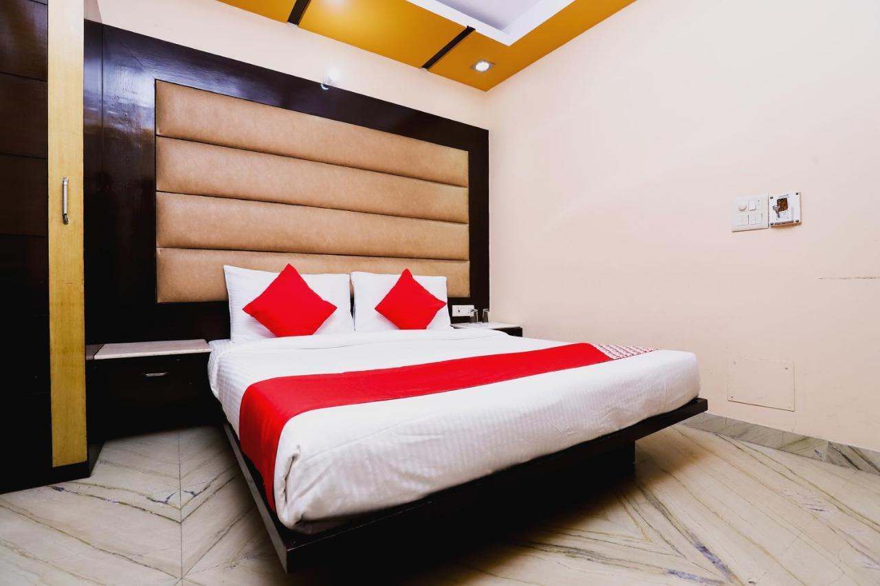 Hotel O J P Inn Near Patel Nagar Metro Station New Delhi Bagian luar foto