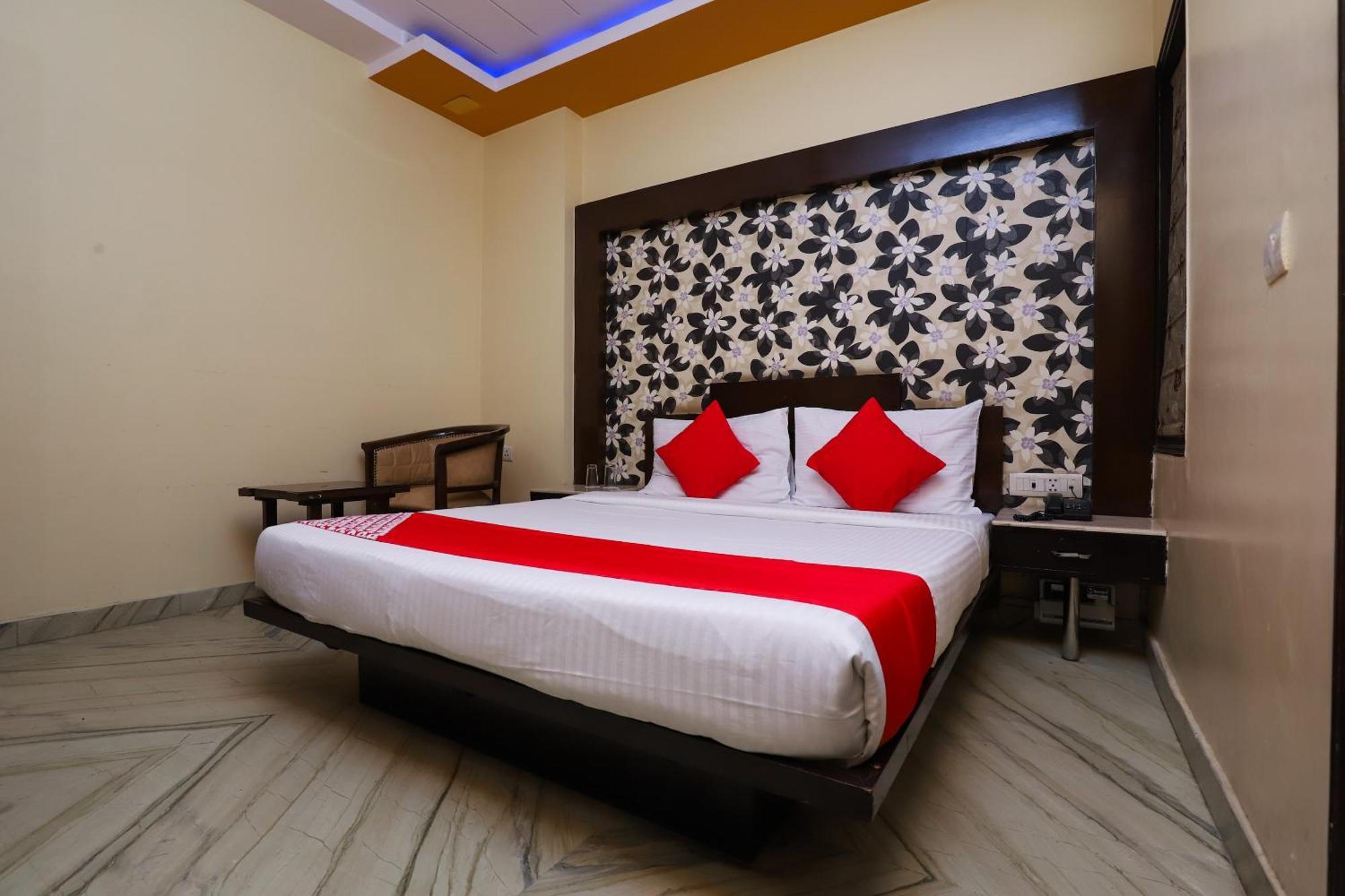 Hotel O J P Inn Near Patel Nagar Metro Station New Delhi Bagian luar foto
