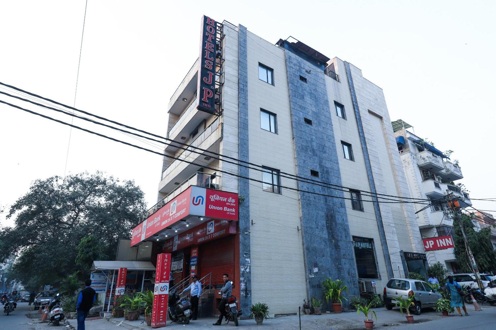 Hotel O J P Inn Near Patel Nagar Metro Station New Delhi Bagian luar foto