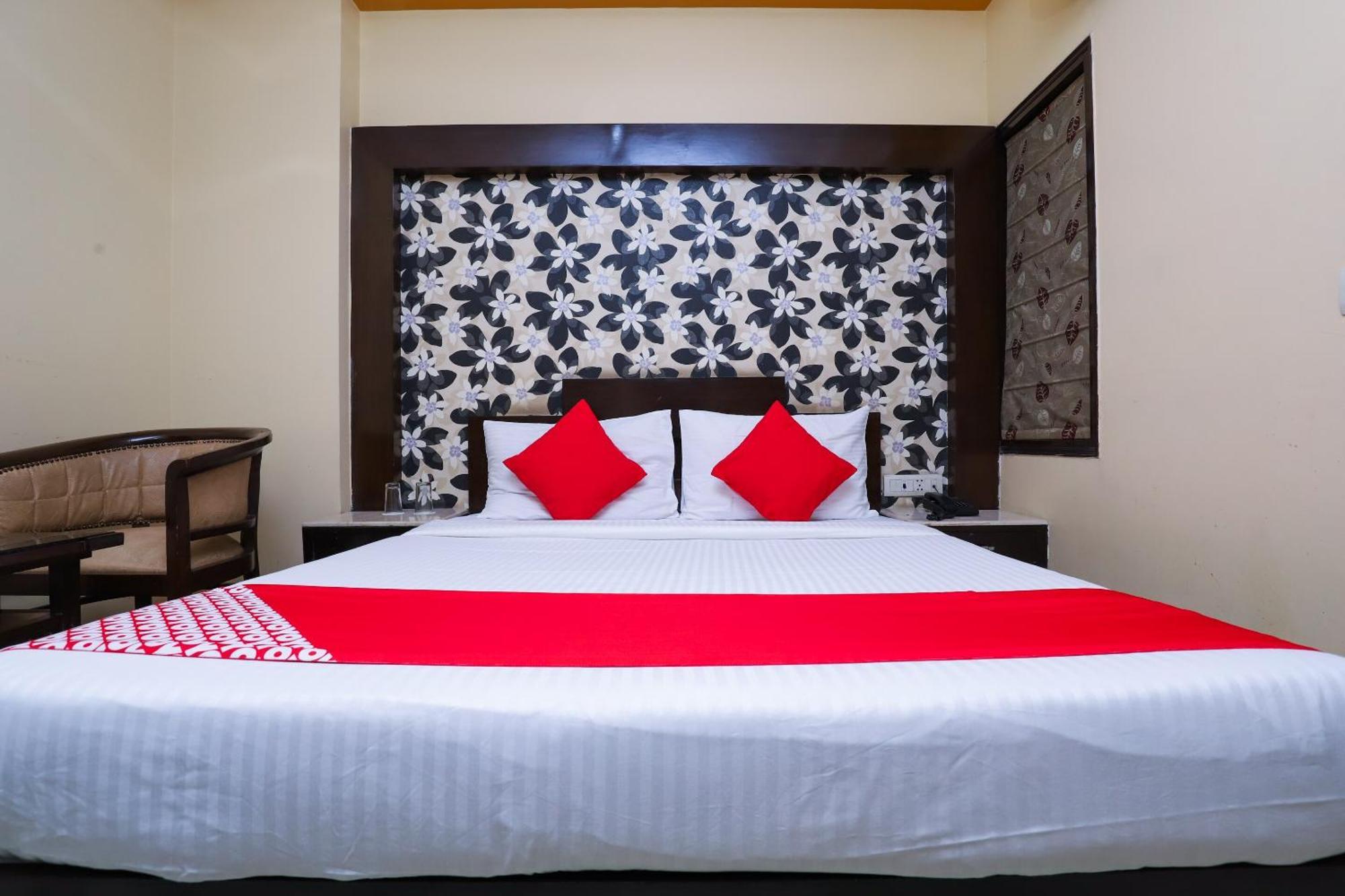Hotel O J P Inn Near Patel Nagar Metro Station New Delhi Bagian luar foto