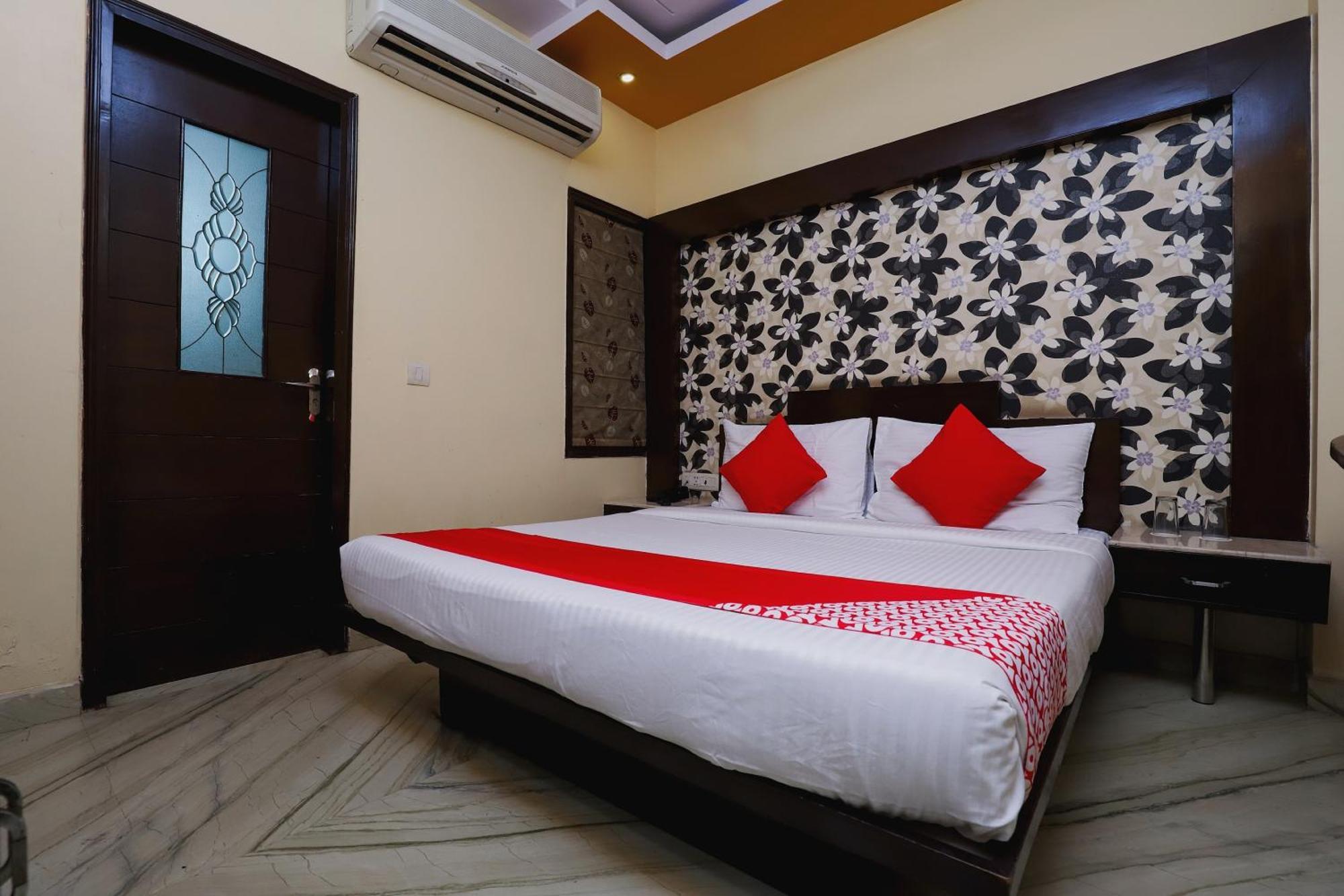 Hotel O J P Inn Near Patel Nagar Metro Station New Delhi Bagian luar foto